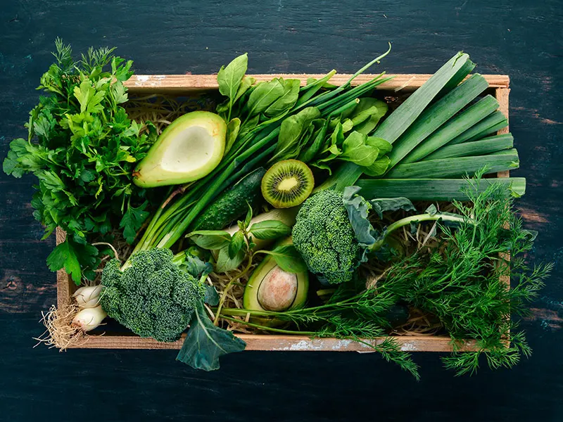 Dr Jacob Orthodontiste La Rochelle - manger des légumes avec un appareil dentaire